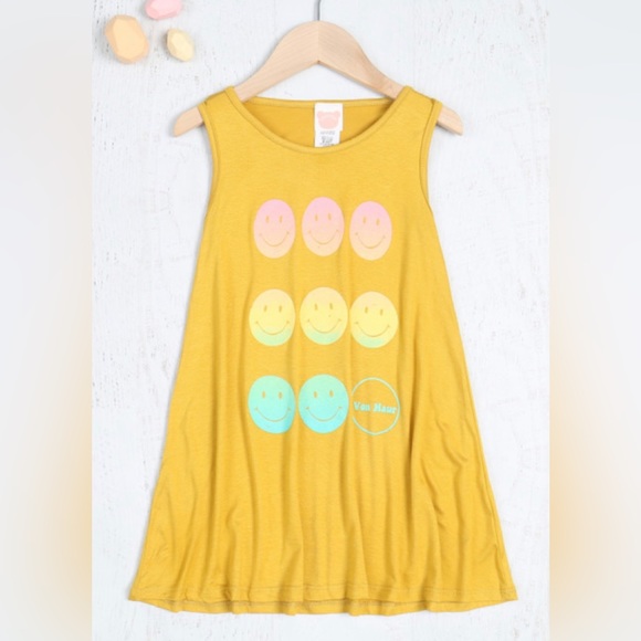 Other - Smiley Dress